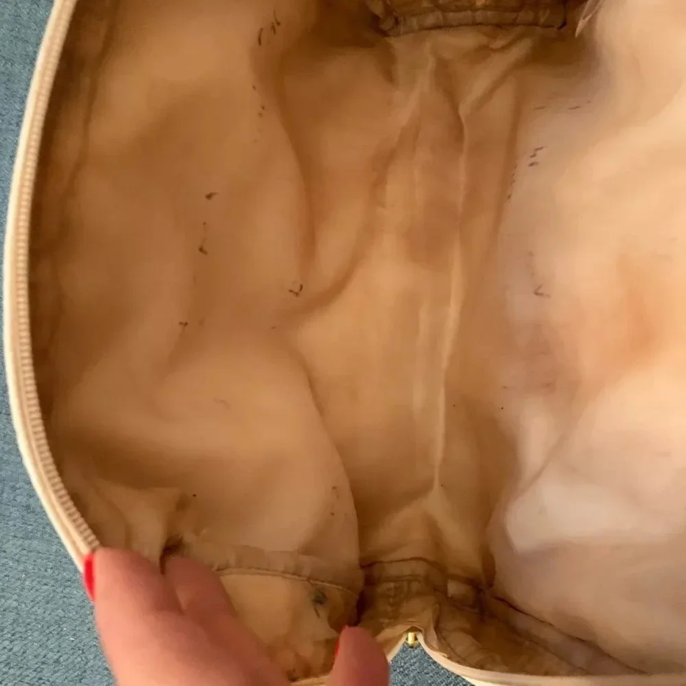 Estee Lauder this listing